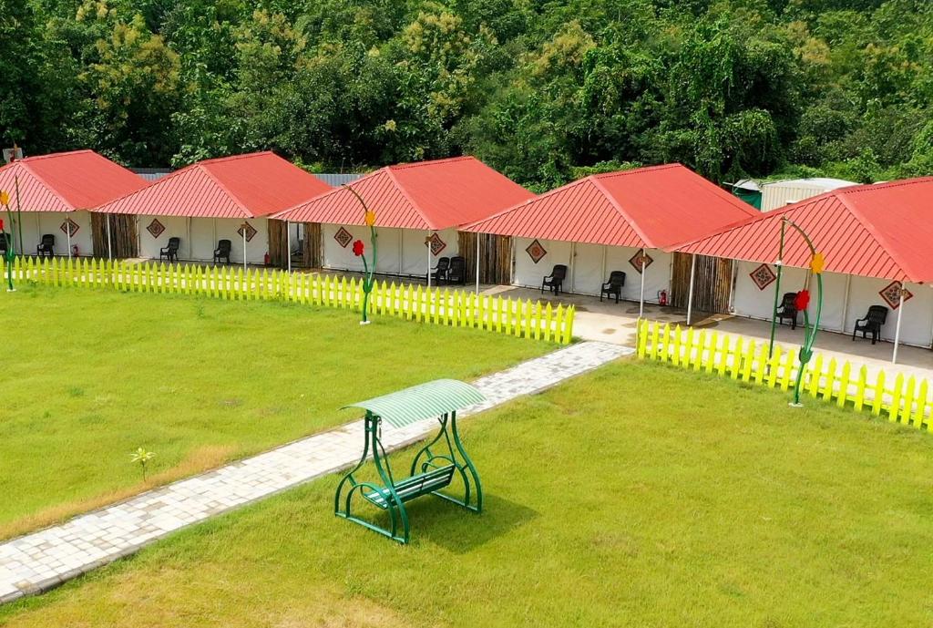 Top 5 Reasons to Experience a Stay at Tent City Narmada
