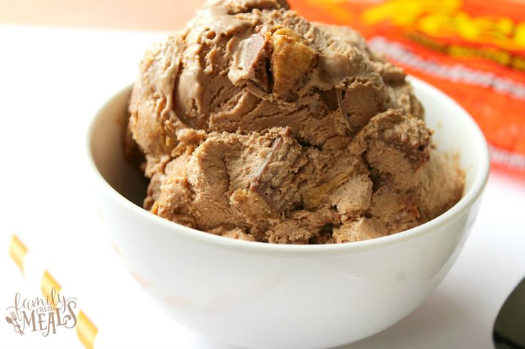 Reese's Cup Flurry Ice Cream in Garden City