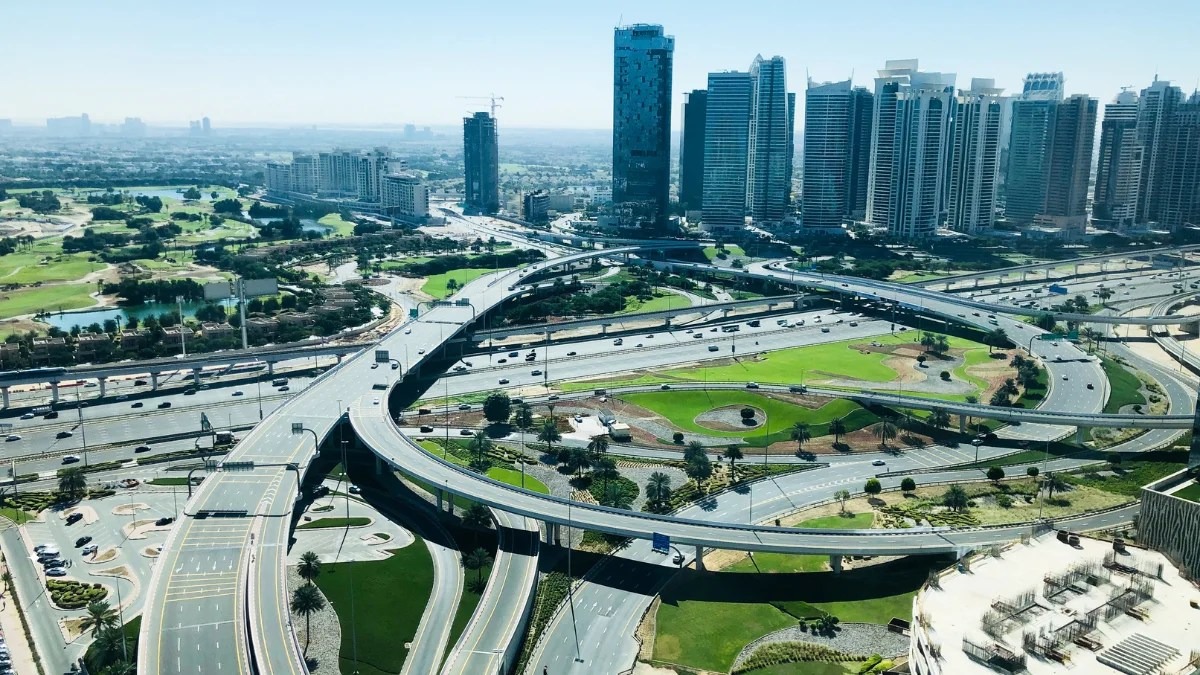 Dubai internal road projects